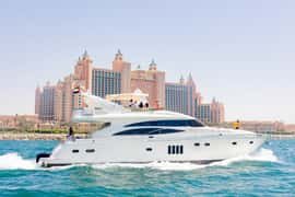 Dubai: The Luxury Yacht Tour with Live BBQ Option and Drinks